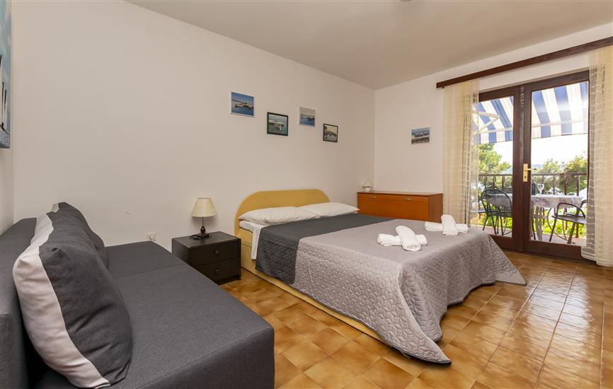 Apartment A1, for 8 persons