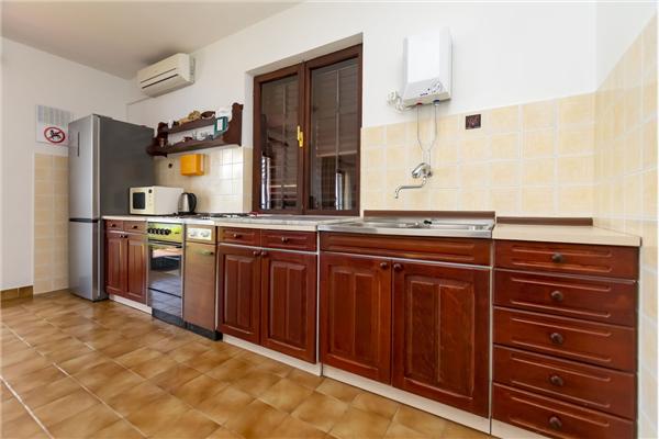 Apartment A1, for 8 persons