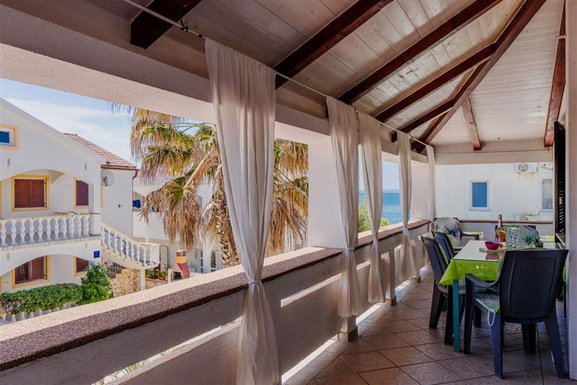 Apartment A1, for 4 persons