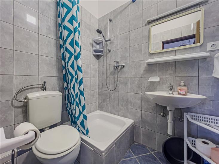 Apartment A2, for 4 persons