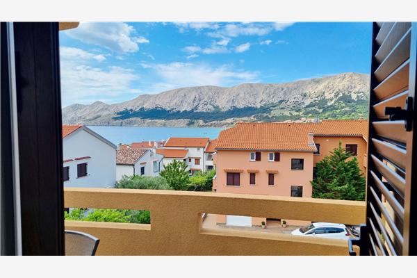 Apartment A2, for 5 persons