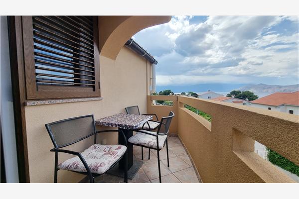 Apartment A2, for 5 persons