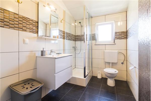 Apartment A1, for 6 persons