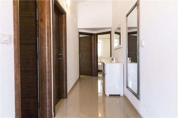 Apartment A1, for 6 persons