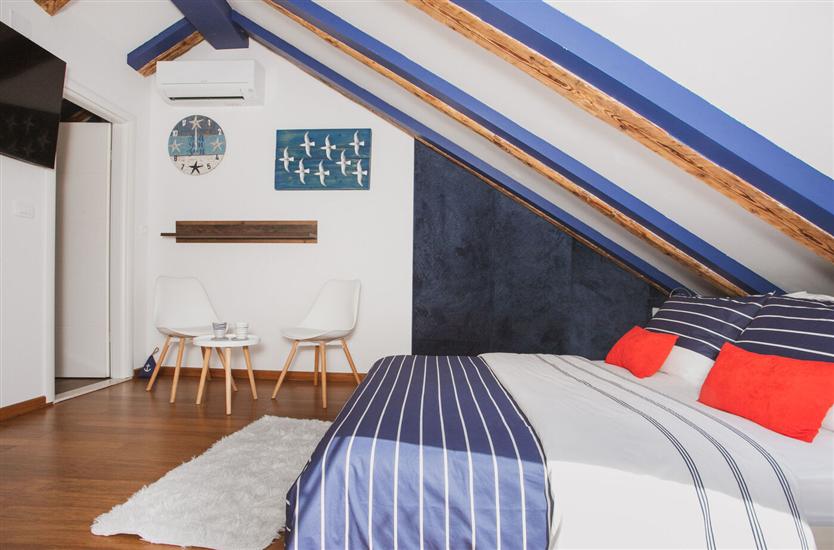 Apartment A2, for 6 persons