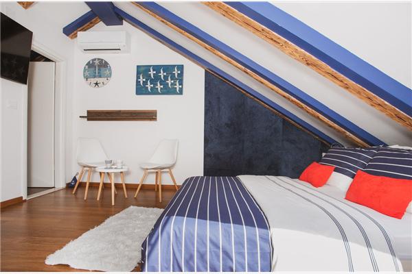 Apartment A2, for 6 persons