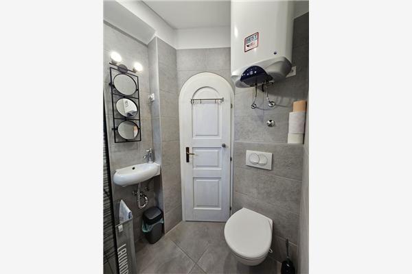 Apartment A1, for 5 persons