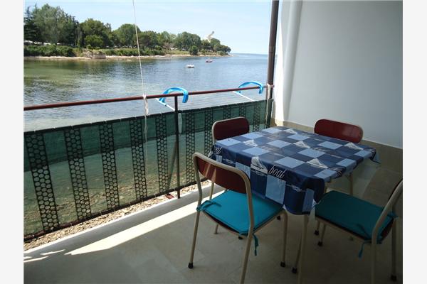 Apartment A1, for 3 persons