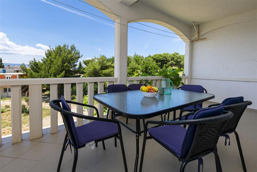 Apartment A1, for 6 persons