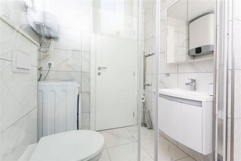 Apartment A2, for 4 persons