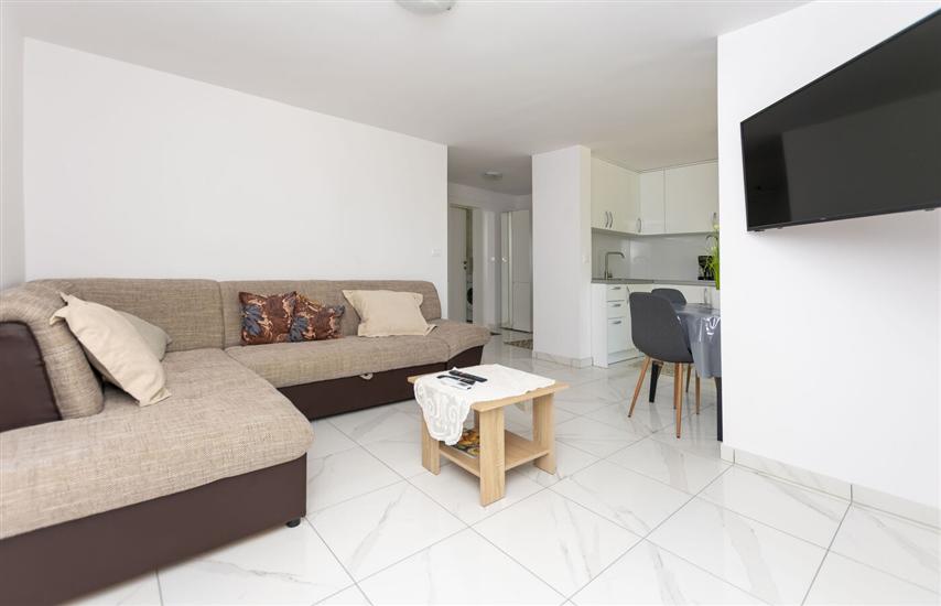 Apartment A2, for 4 persons