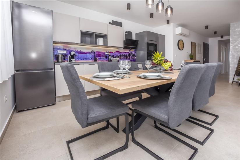 Apartment A1, for 10 persons