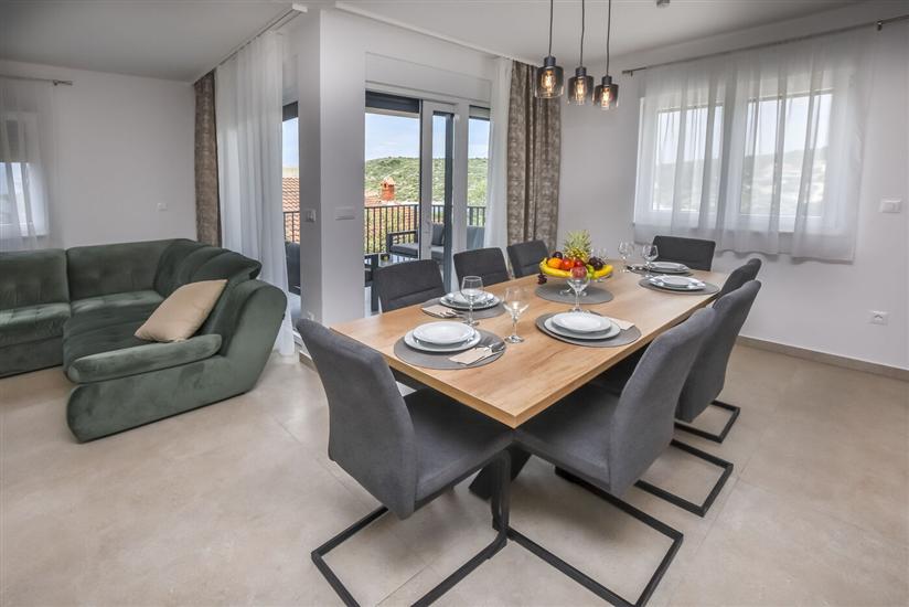 Apartment A1, for 10 persons