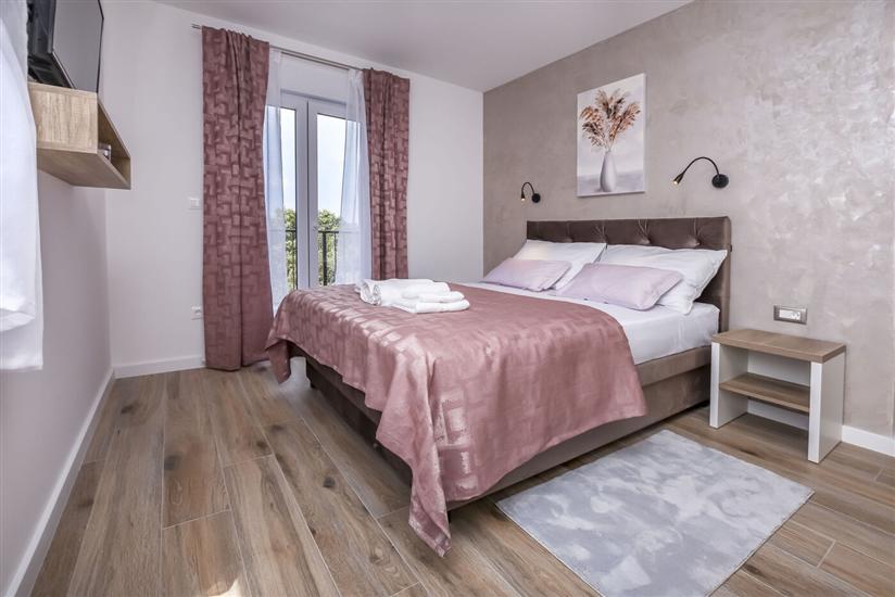 Apartment A1, for 10 persons