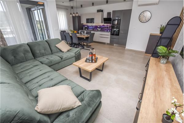 Apartment A1, for 10 persons