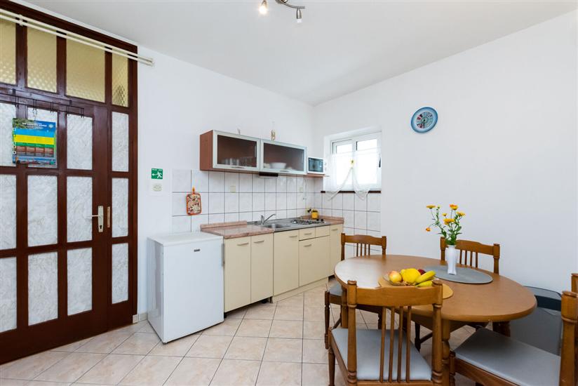 Apartment A1, for 3 persons