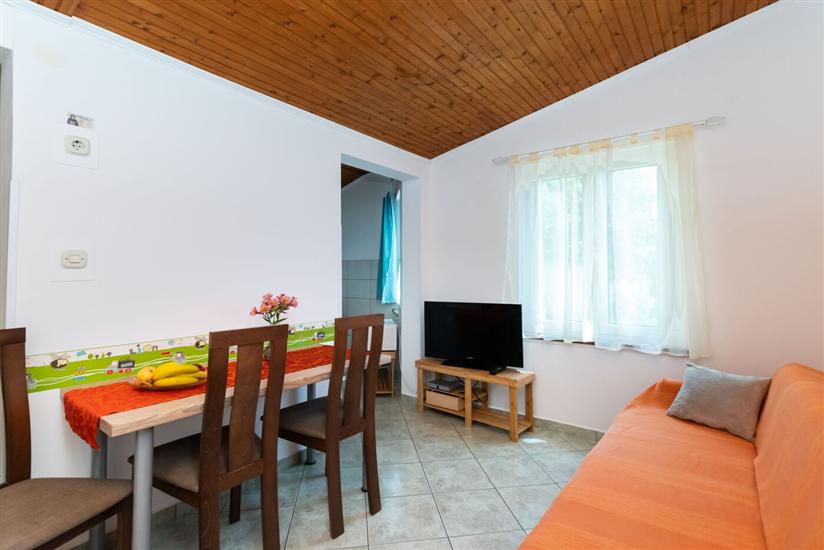 Apartment A2, for 3 persons