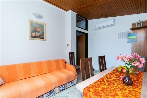Apartment A2, for 3 persons