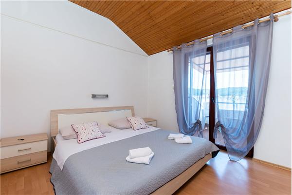 Apartment A2, for 3 persons