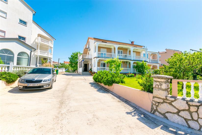 Апартаменты Antun M