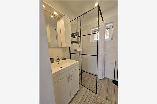 Apartment A2, for 5 persons