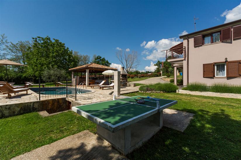 House Morena s bazenom