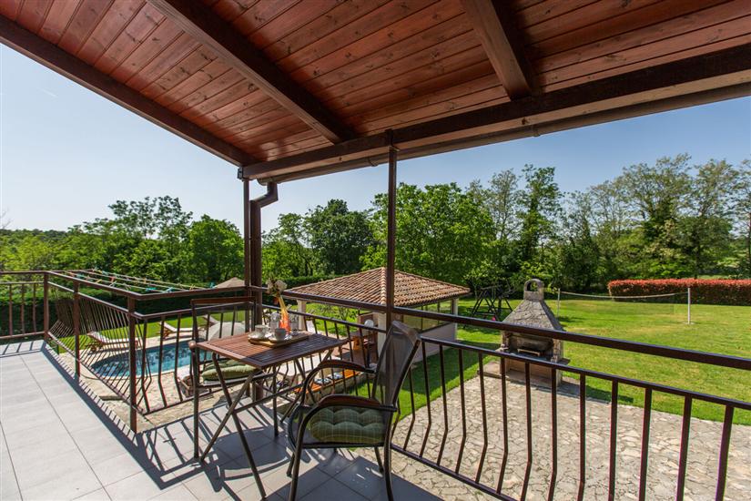 House K1, for 12 persons