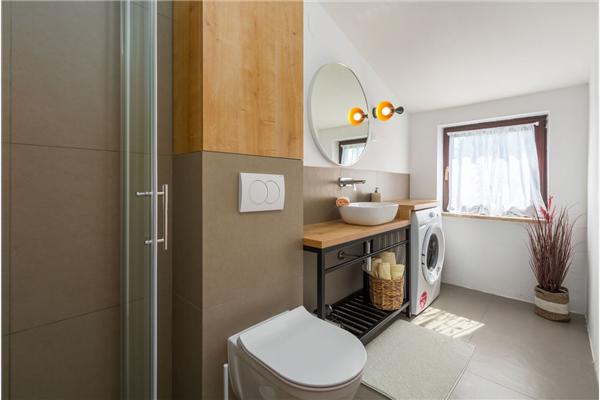 House K1, for 12 persons