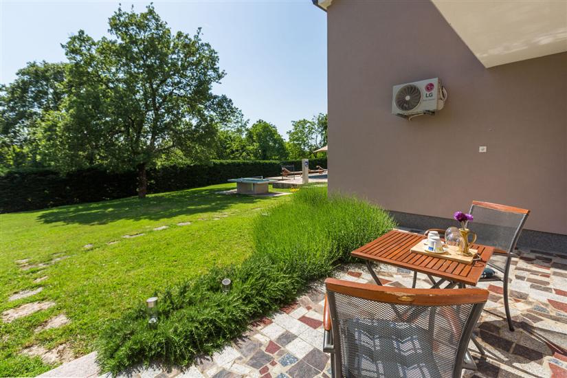 House K1, for 12 persons