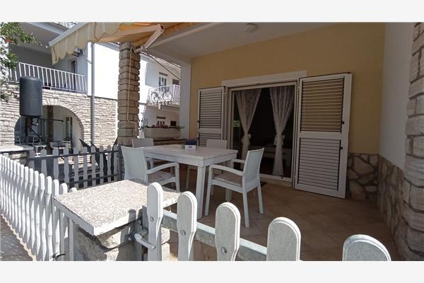 Apartment A1, for 4 persons