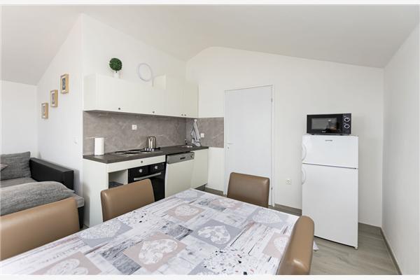 Apartment A6, for 5 persons