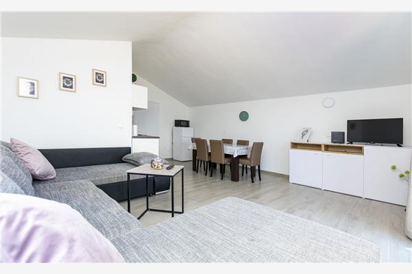 Apartment A6, for 5 persons