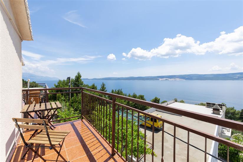 Apartment A6, for 5 persons