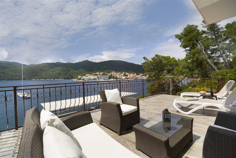 Apartment A1, for 6 persons