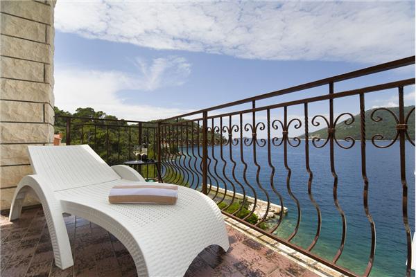 Apartment A2, for 6 persons