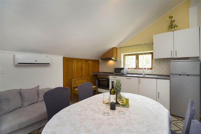 Apartment A3, for 3 persons