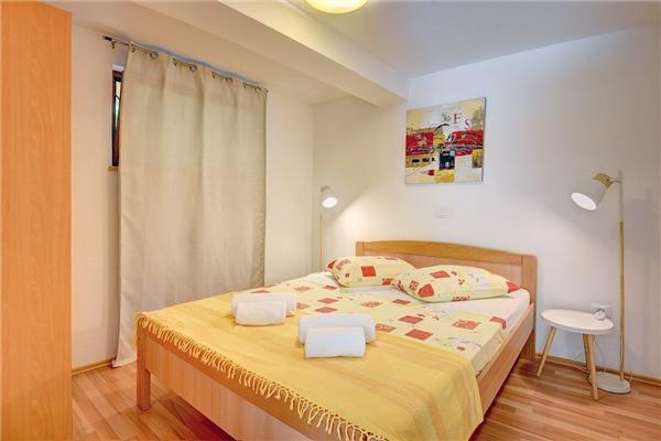 Apartment A3, for 6 persons