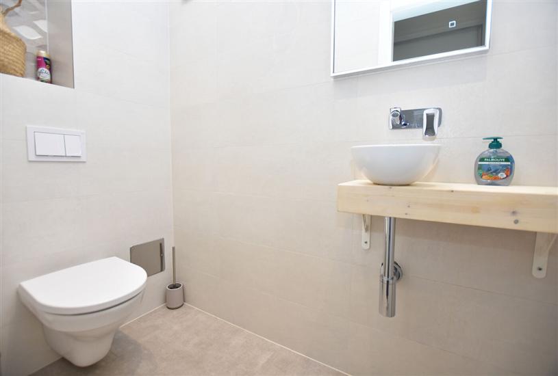 Apartment A3, for 5 persons