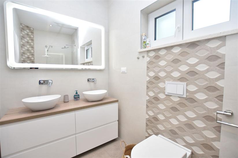 Apartment A3, for 5 persons