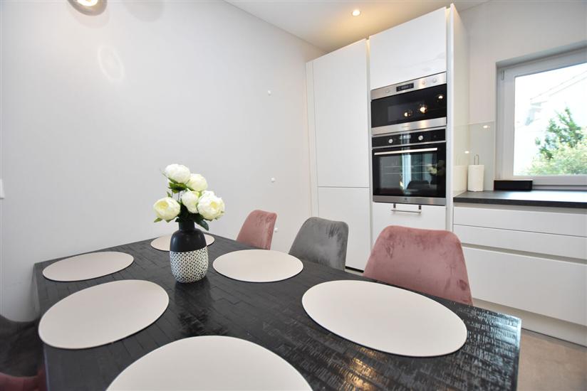 Apartment A3, for 5 persons