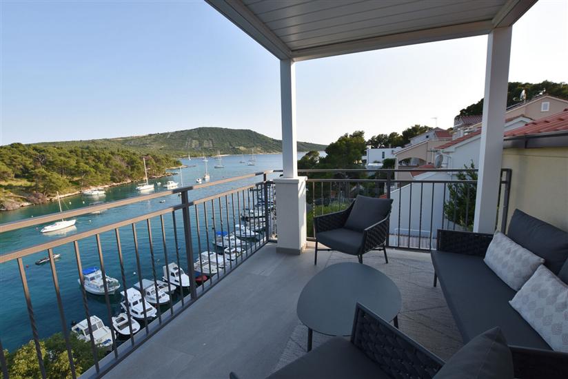 Apartment A2, for 4 persons