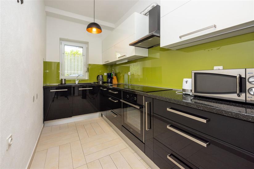 House K1, for 14 persons