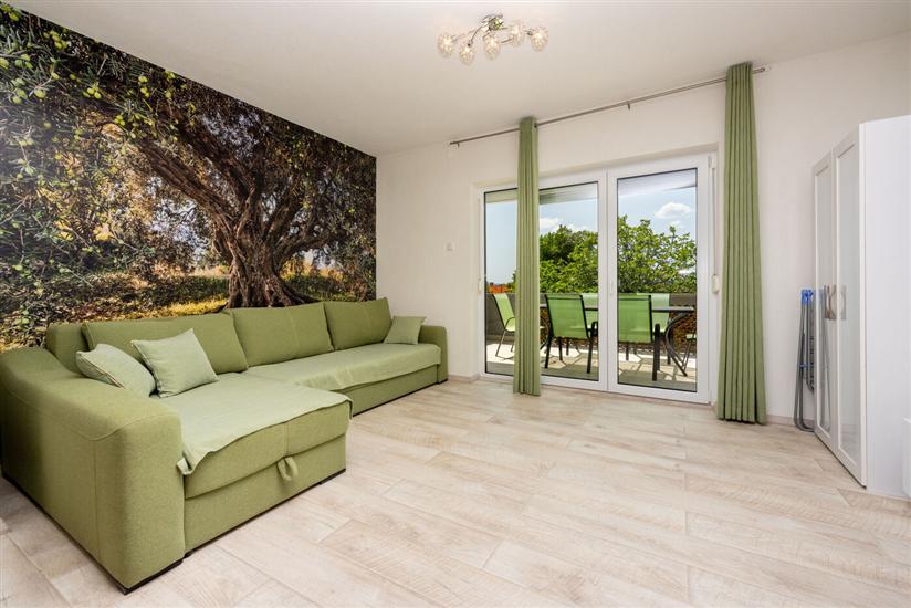 House K1, for 14 persons