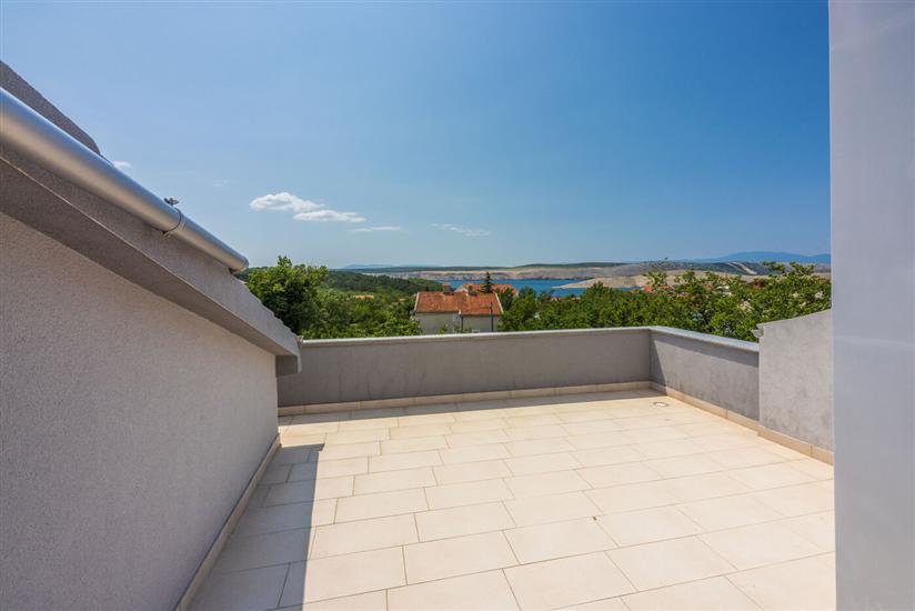 House K1, for 14 persons