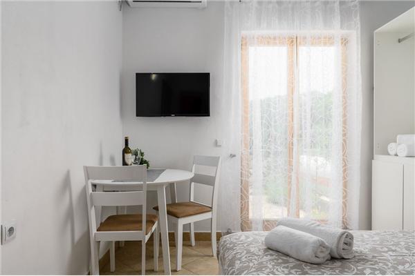 Apartment A9, for 2 persons