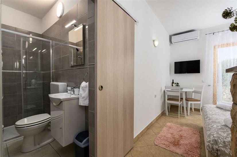 Apartment A9, for 2 persons