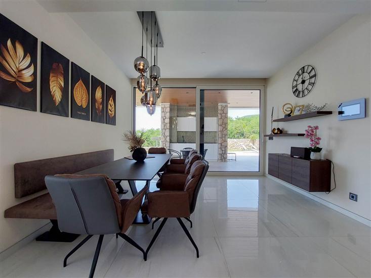 House K1, for 10 persons