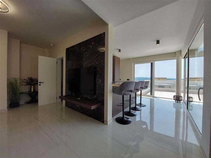 House K1, for 10 persons