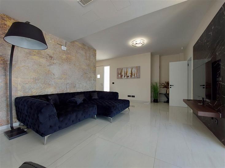 House K1, for 10 persons