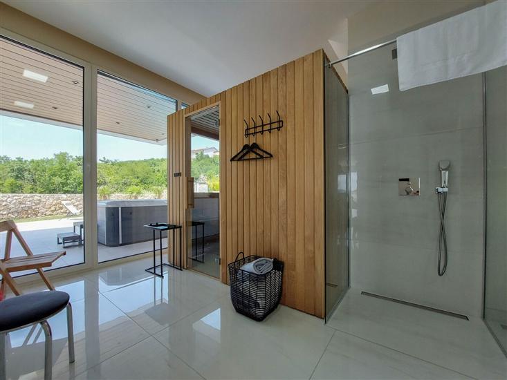 House K1, for 10 persons